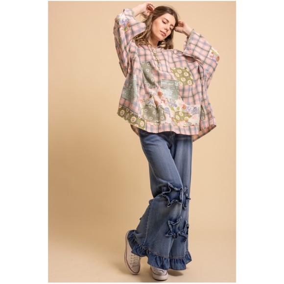 Bluevelvet Floral Patchwork Plaid Print Button Down Boyfriend Oversized Shirt - Picture 2 of 6
